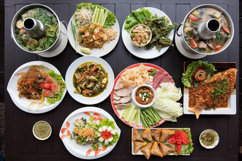 kuliner-halal-bangkok-tempat-makan-enak-murah