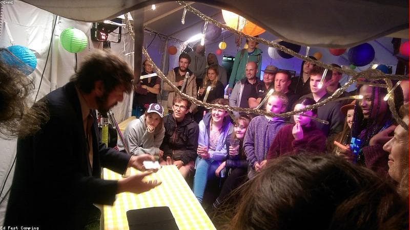 Glamping vs Camping Tradisional: Mana yang Cocok Untukmu?